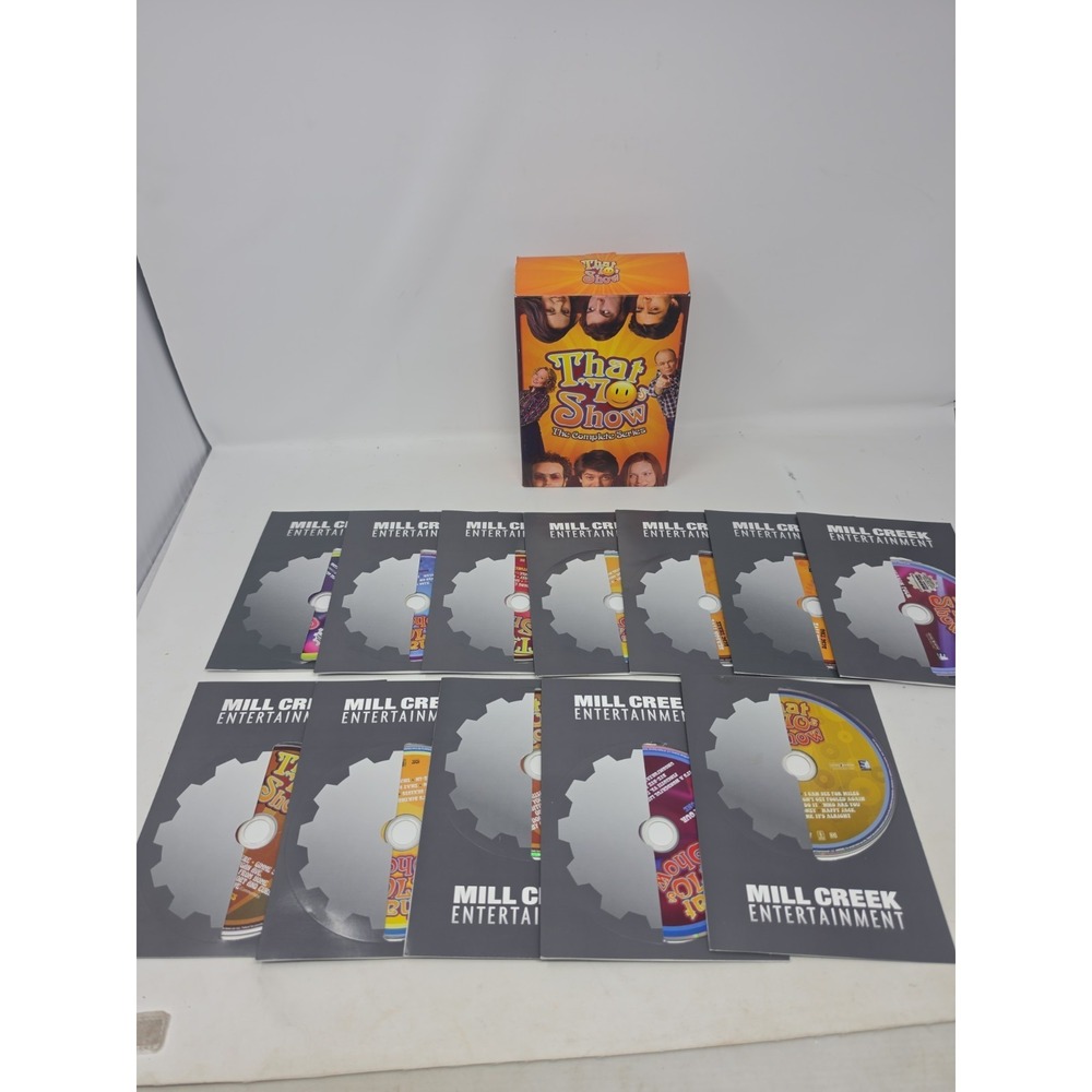 That '70s Show the Complete Series 1-8 DVD 24 Disc Set 70's 200 Episodes. L